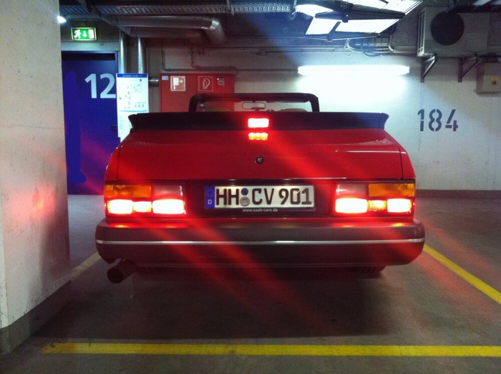Bremslicht.thumb.jpg.bbc7aa465e909f4d199103ea2baaf896.jpg