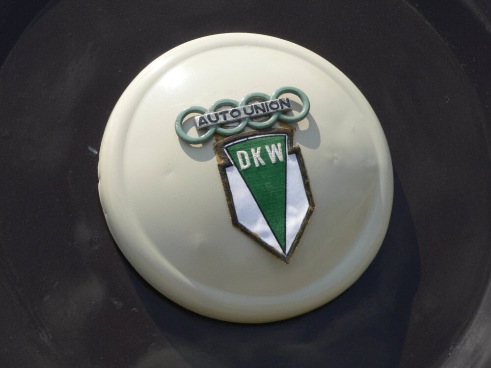 DKW1.thumb.jpg.b05b57539c8e2813cca3a395367c2e52.jpg