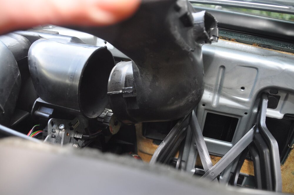 DSC_0002.thumb.jpg.b1bd38bb5953d9b7ff87bc9390b1648a.jpg
