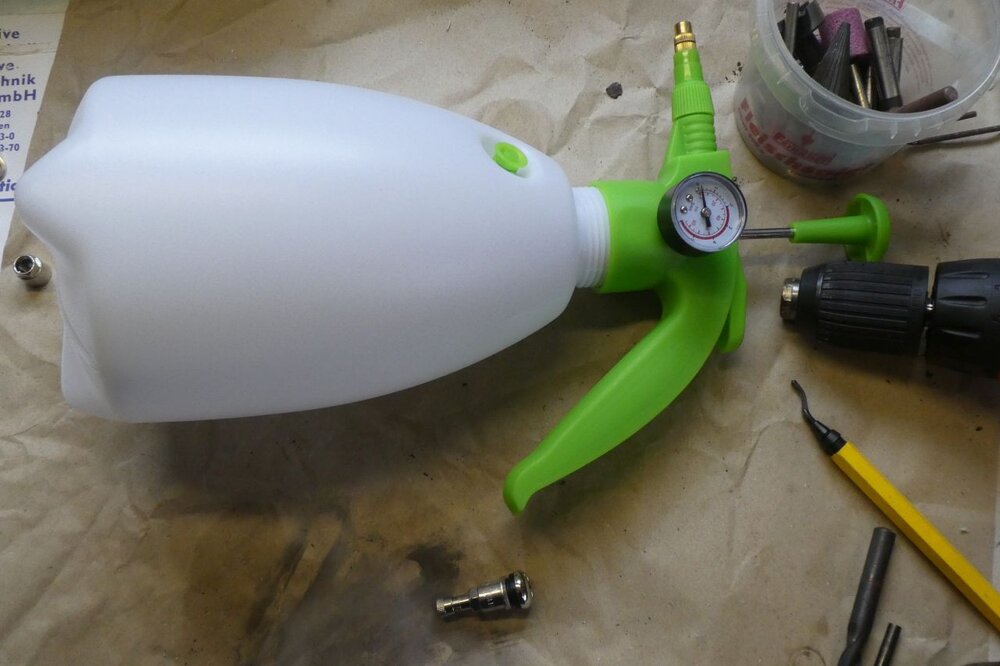Druckluft_01.thumb.jpg.e301d87001806f3947703ab86ec61971.jpg