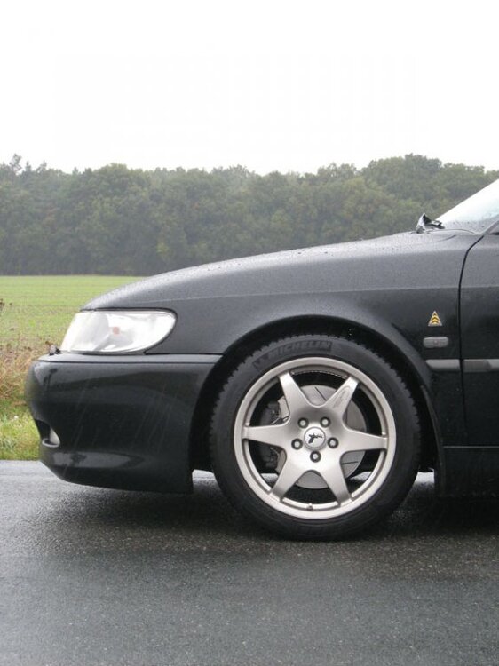 Eibach_Feder_Vorn.thumb.jpg.016ab30e8ba21d65d670800c4d178020.jpg