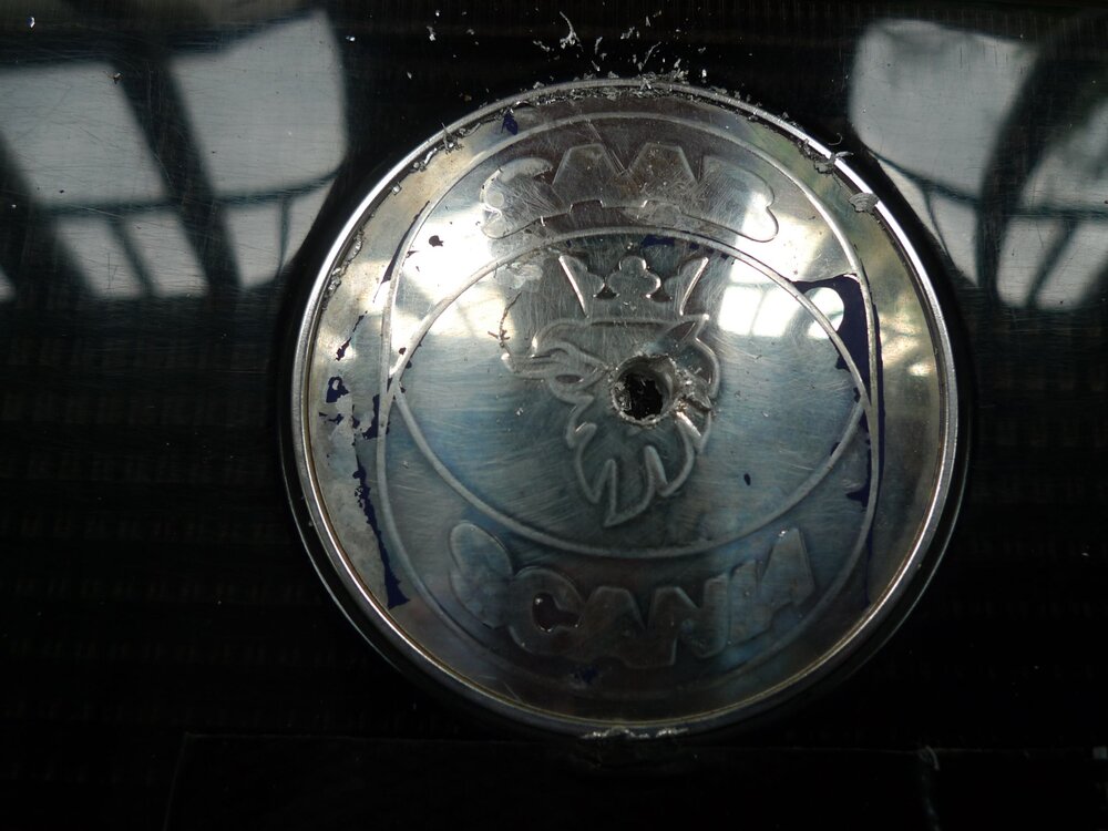 Emblem9000er2.thumb.jpg.fc9f22d5bd8c0081dbc756072fb81cdf.jpg