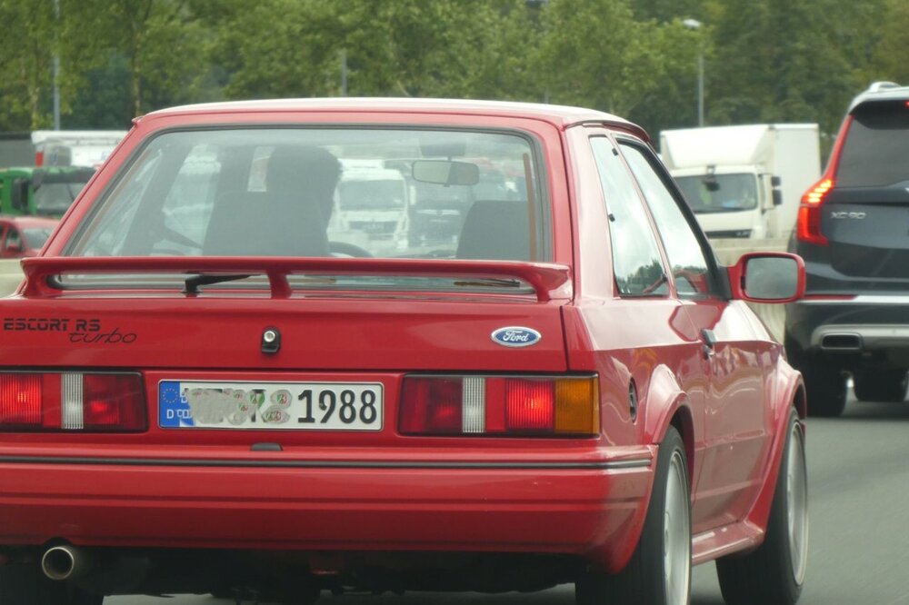 Escort.thumb.jpg.0676f715f4608eeccbf2c97b14acdd43.jpg
