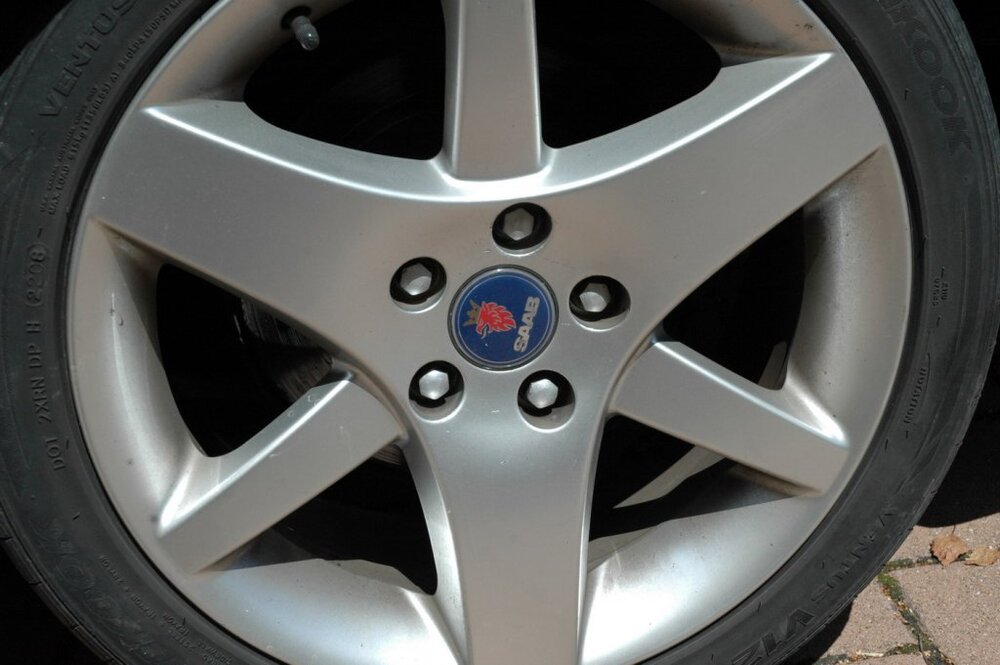Felgen2.thumb.jpg.3ab3b68cda59554e7e5ada54511a74a7.jpg