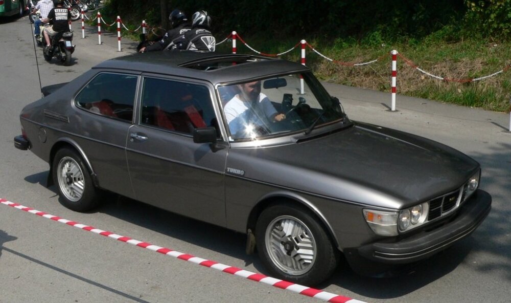 Flitzfuss.thumb.jpg.dd4496310143f719ccb5136fc6ec5236.jpg