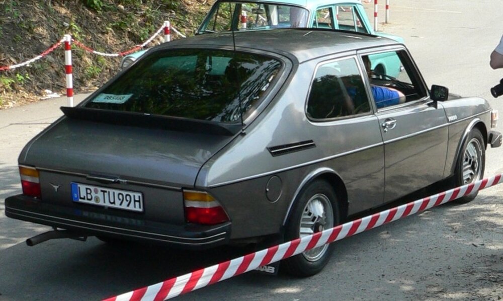 Flitzfuss1.thumb.jpg.550f2a67543906aa173761153bf36464.jpg