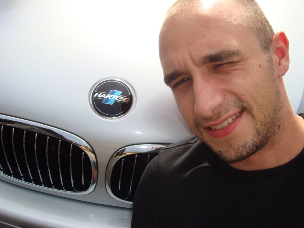 Foto.thumb.jpg.f71ed4674e7f7aadae786041dd16615d.jpg