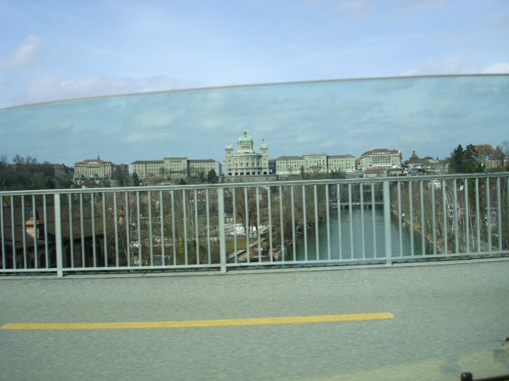 Frhling_in_Bern2.thumb.jpg.dd32ed3cb284ddf10cf6cc6619f05840.jpg