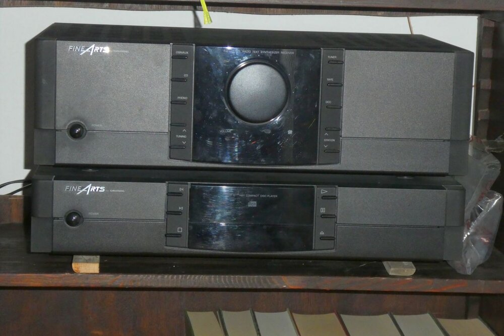 Grundig.thumb.jpg.be56b406422260e1ab80d6f989754eec.jpg