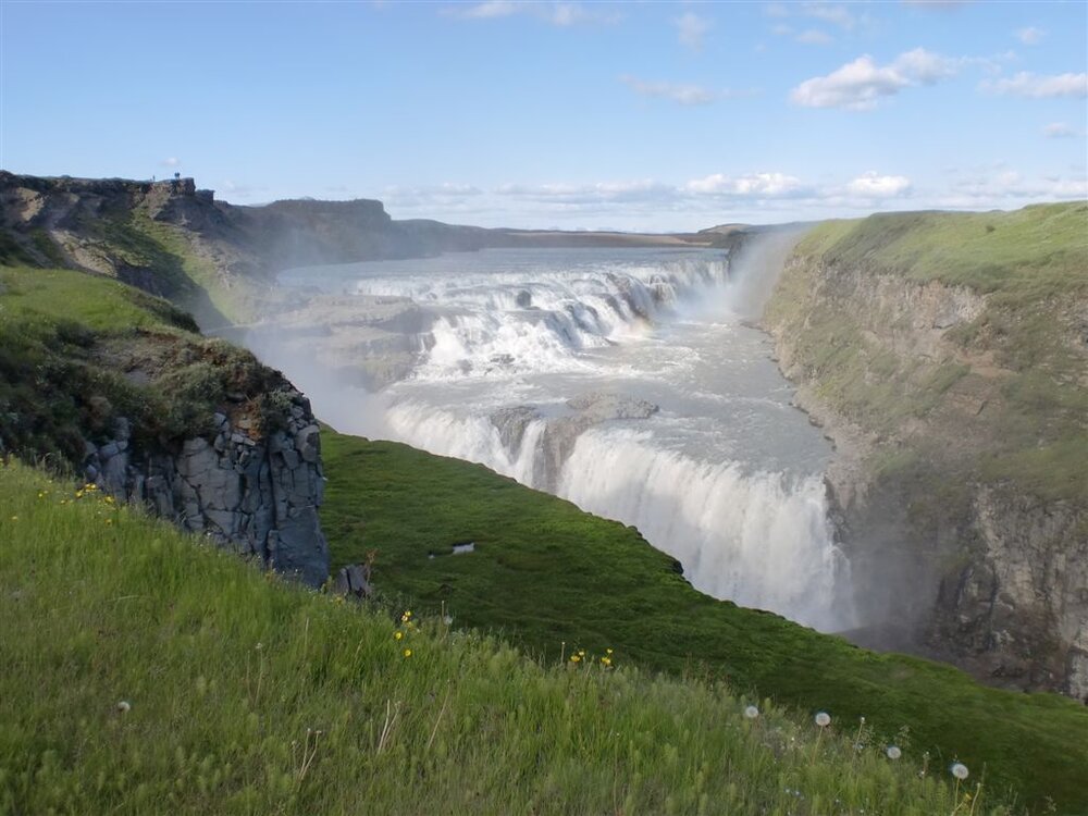Gullfoss.thumb.JPG.9749bc4b82d0bff563f67348ac889771.JPG