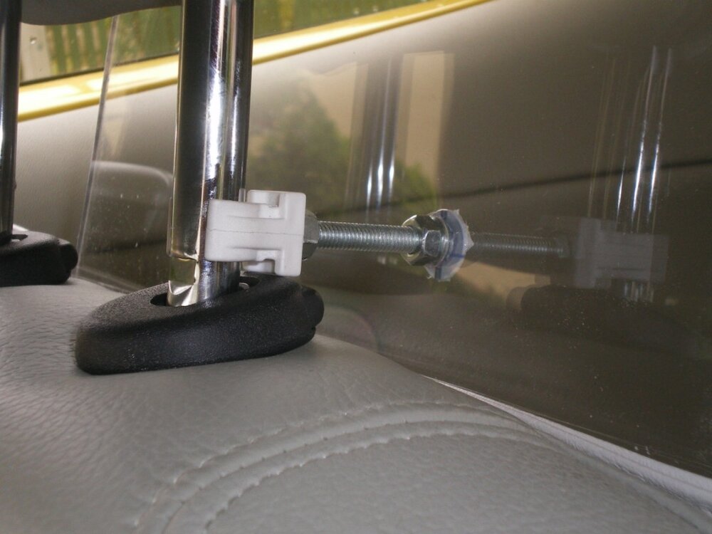 HalterungDetail.thumb.jpg.07cc47c5d221da76371064132db7ec63.jpg