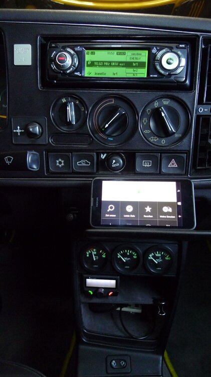 Handy-Navi-Halterung1.thumb.jpg.2f048ccc609abc11e6dffb1efddfcb52.jpg
