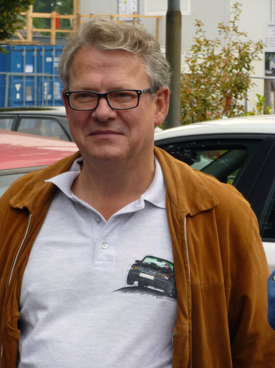 HeuteSonntagsfahrer.thumb.jpg.b3eae7fafec12e18594aa37b9cc599e8.jpg