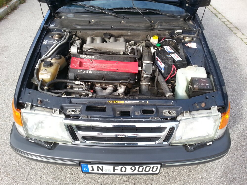 IN-FO9000(4)Motorraum.thumb.jpg.31204596b983e5b89b2631e394713778.jpg