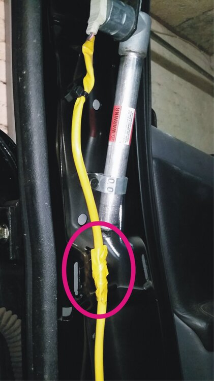 Kabel.thumb.JPG.1dcff081388be75c11bdc33aa05eed5c.JPG