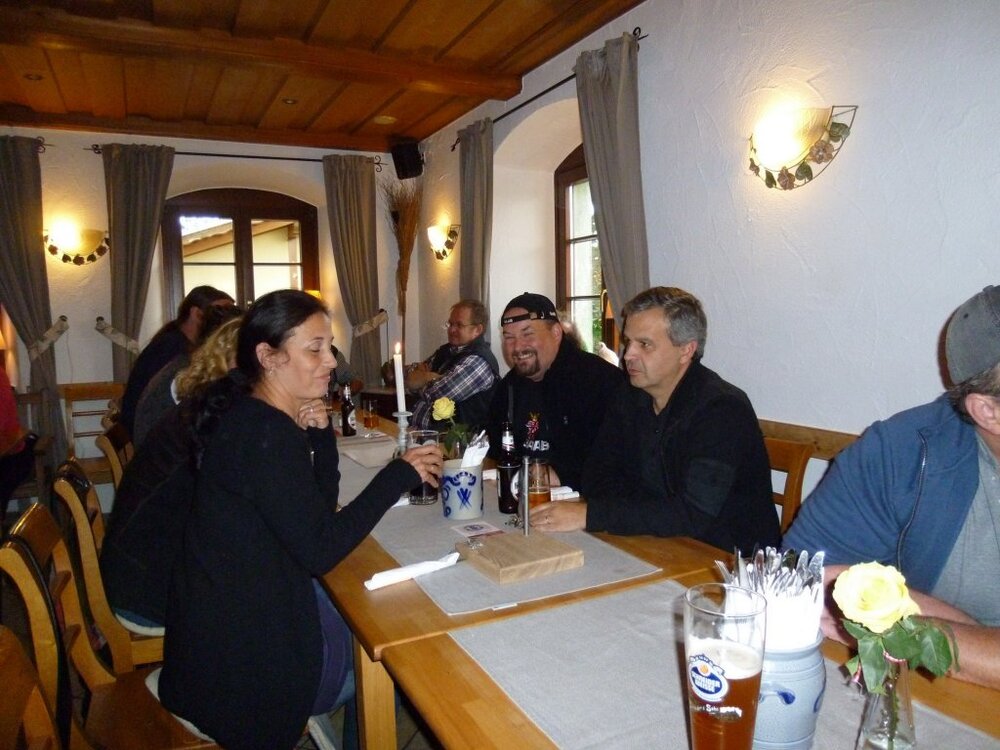 Koblenz2_klein.thumb.jpg.45ff0aa955fc55e06f0f937a74f43425.jpg