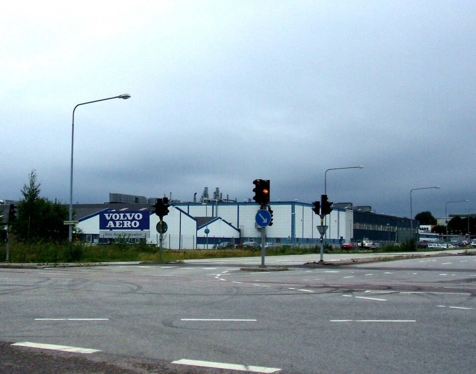 Konkurrenzgegenber.thumb.jpg.c3b01722ecb09aaa0cedbc58f276fb4f.jpg