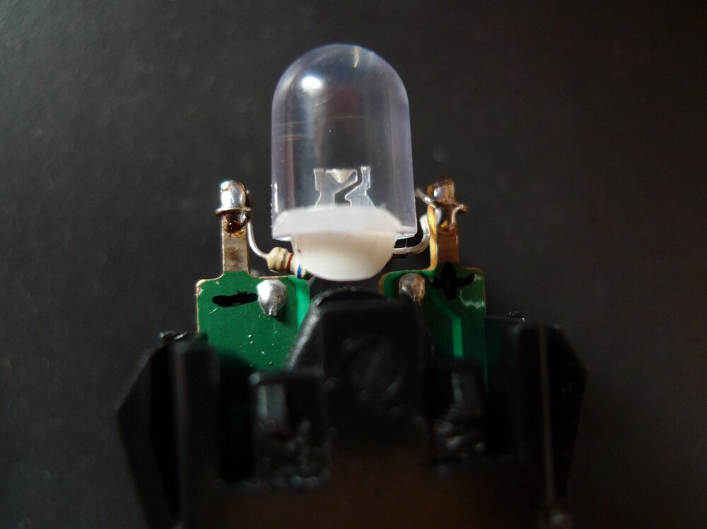 LED-LWR02.thumb.jpg.181310412fc52daf353c0e44770f67eb.jpg