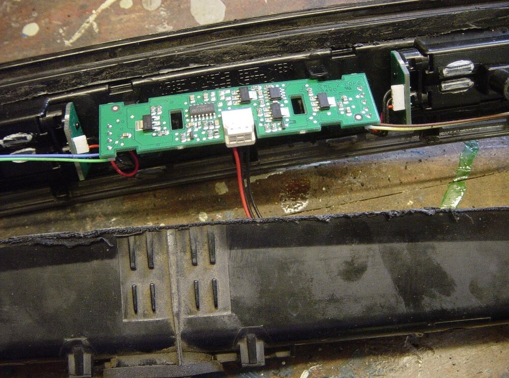 LED2(7a)Leiterplatte_vonoben.thumb.JPG.4c668987c642abfb4f686dc698cf8b8a.JPG