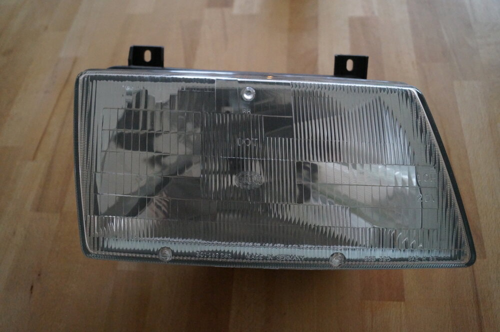 Lampe_1a.thumb.jpg.75a42e0005c32acf28247b77fb82e056.jpg