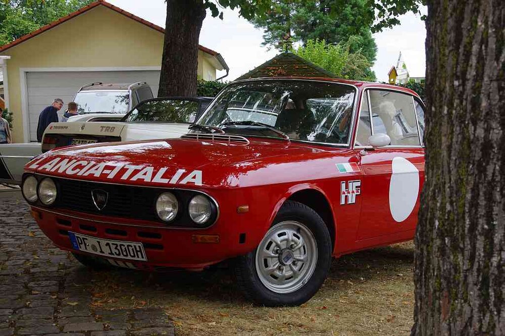 Lancia.thumb.jpg.26d258a8d66e1a30bb5cc490b361d256.jpg