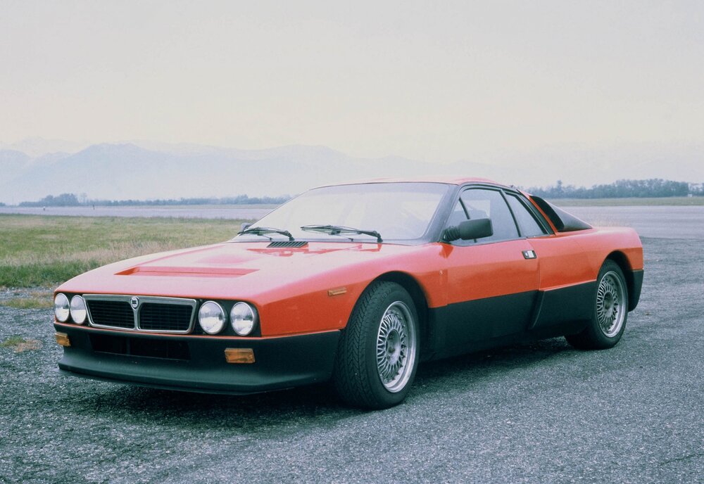 LanciaRally037.thumb.JPG.43382bbc7495fa9b7ea80e2f93d945a1.JPG