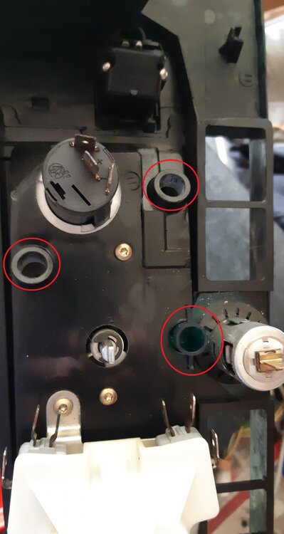 Leuchtmittel.thumb.jpg.5f6150a6d6996de08f9bc7f97d82a7fa.jpg