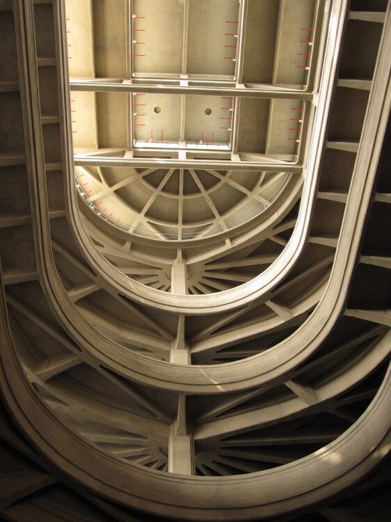 Lingotto.thumb.jpg.14f7a0ee399ca9cbdb40dd1f39b74d15.jpg