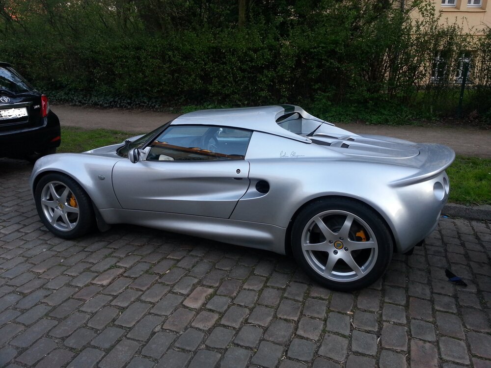 LiseHardtop1.thumb.jpg.ed1c833482cb566c54da34eeac49f9ac.jpg