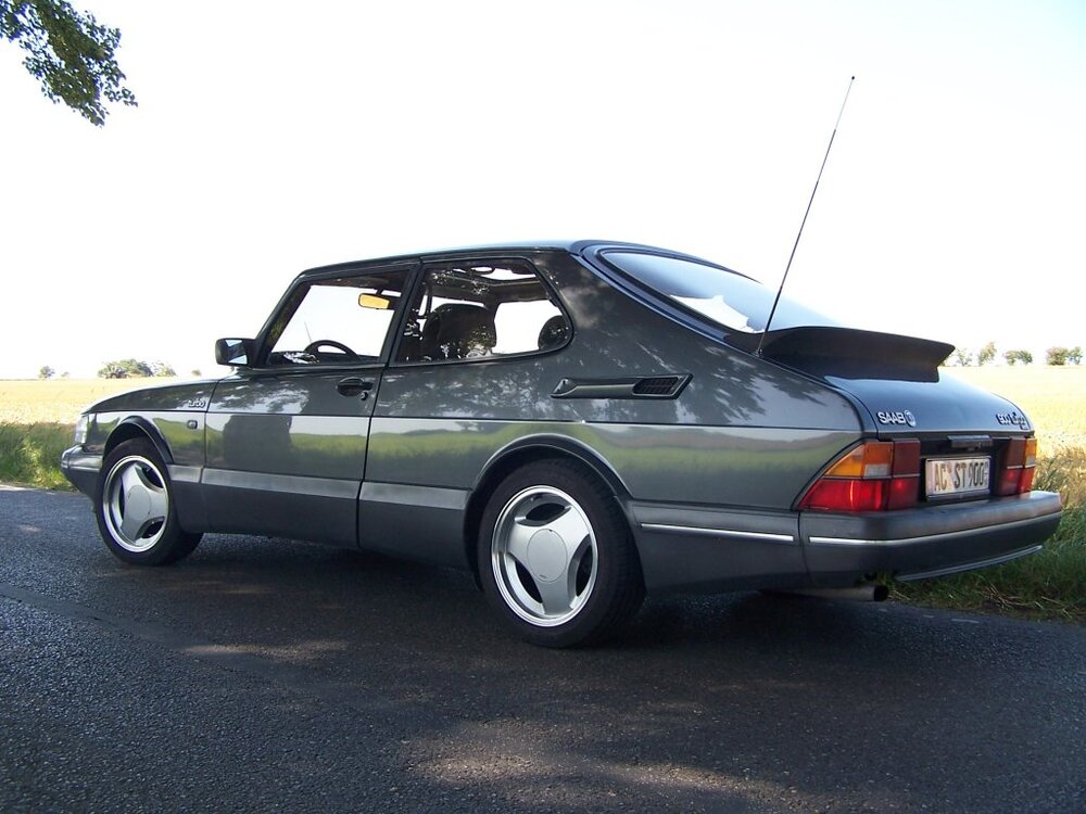 MeinSaab077.thumb.jpg.25a8ea41ef9ce25e99b1ea056780e26b.jpg