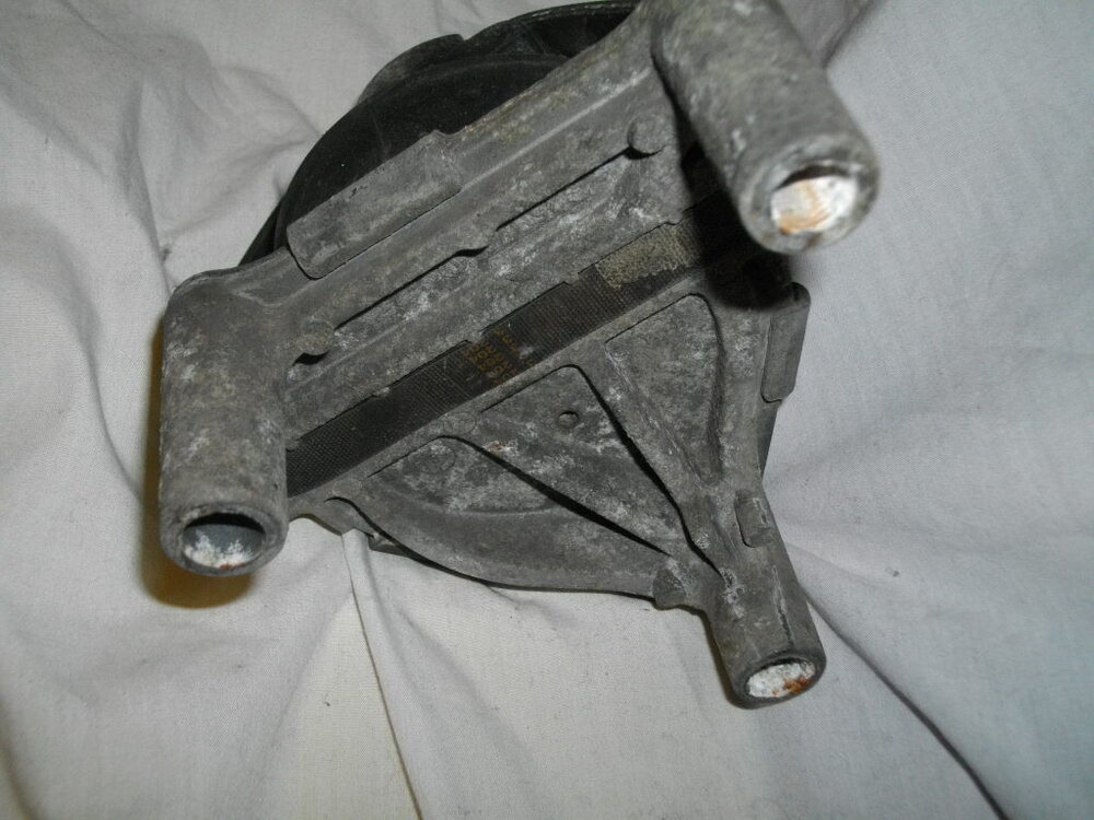 Motorlager.thumb.jpg.fc528c303c2bd3564e7f5674029bbb2c.jpg