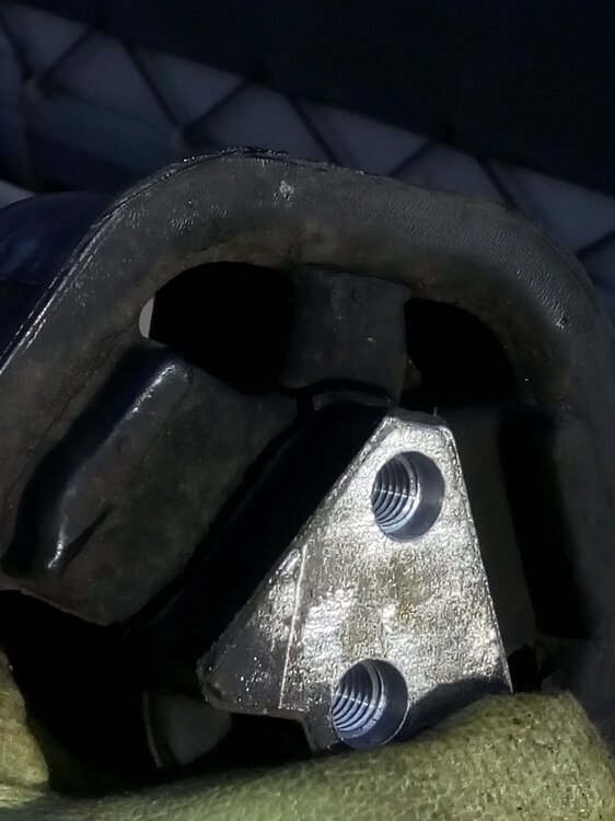 Motorlagervolidefekt.thumb.jpg.df753e4f4cd5cdda8861d31b99e0abf5.jpg
