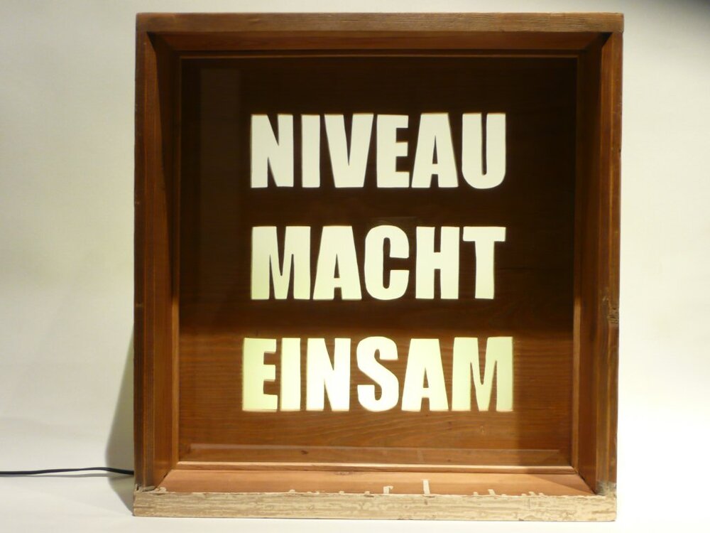 NiveaumachteinsamI2009.thumb.jpg.b751efa4271d1bd041003afce480a404.jpg