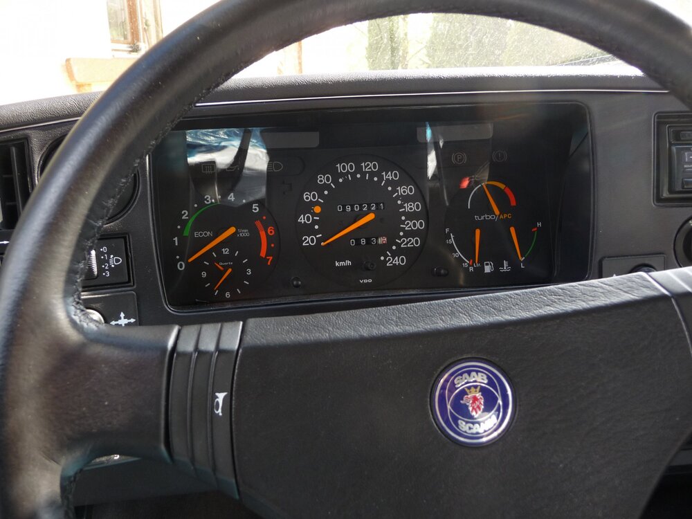 P1020432.thumb.JPG.49c56cce2e69dcc3a834a376573ab3e6.JPG