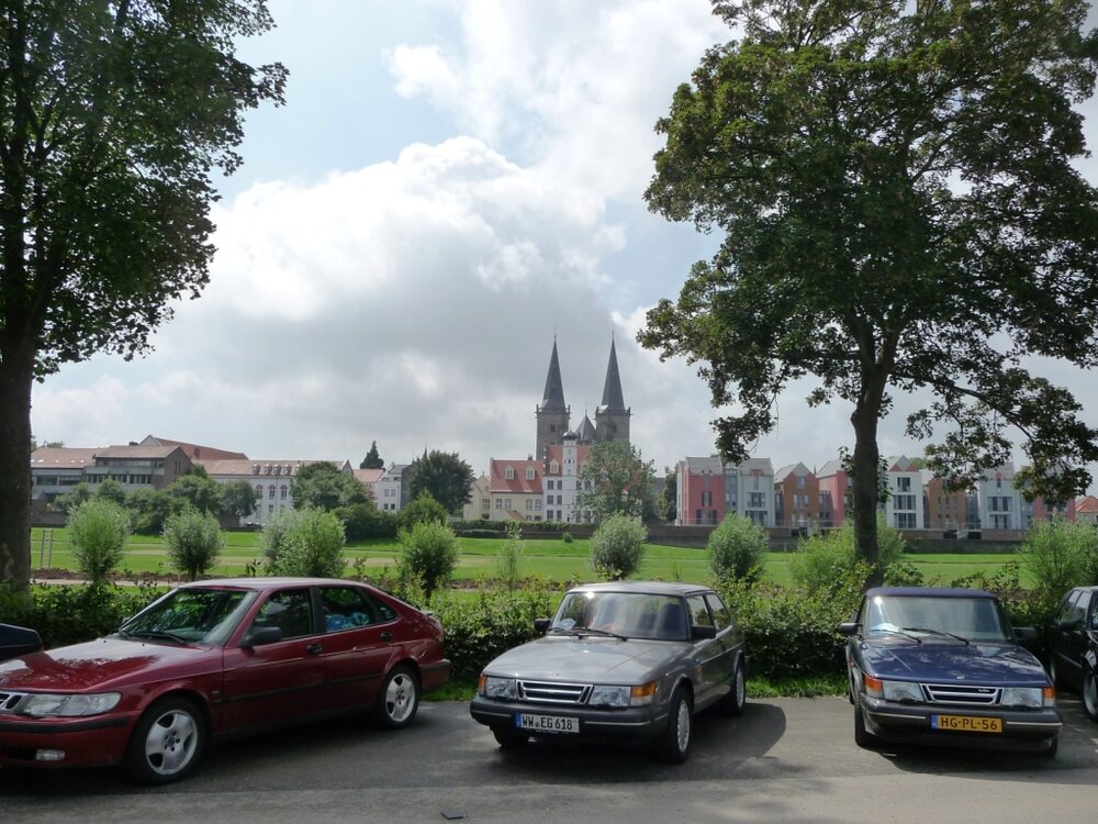 P1040843.thumb.JPG.97b6c7ea26efe13f62489aab31acc279.JPG