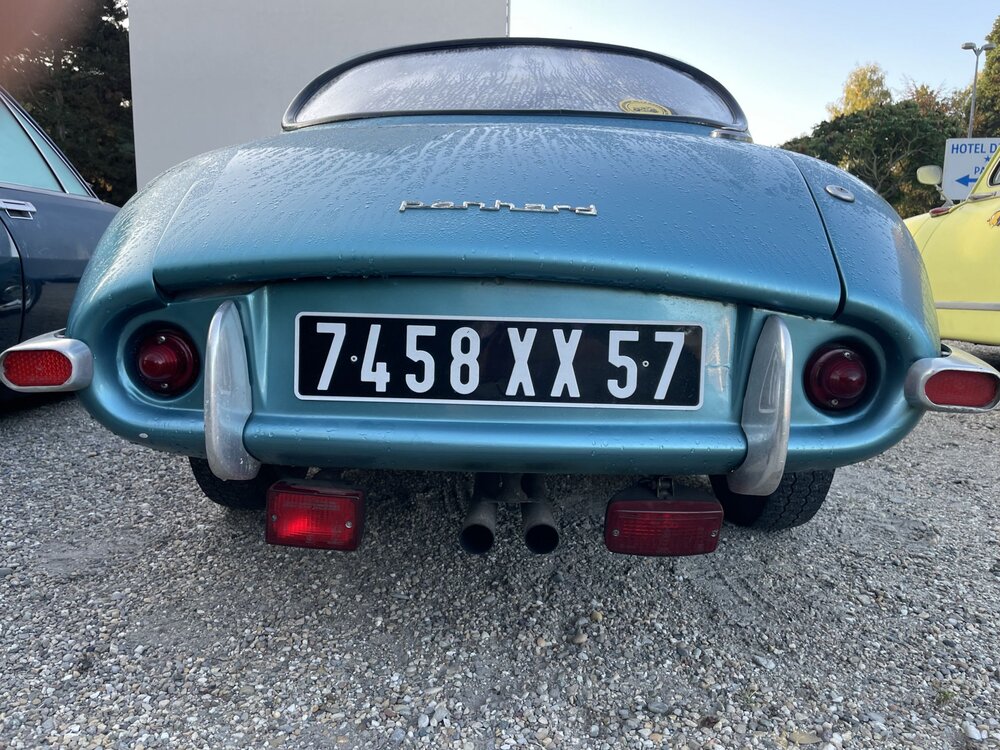 Panhard18.thumb.jpg.30e58e3f0f5e3b054c569e6953bd9b05.jpg