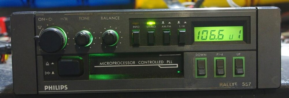 PhilipsRallye557.thumb.jpg.deeb96fa04f9dc770b3ff328a9da62ce.jpg