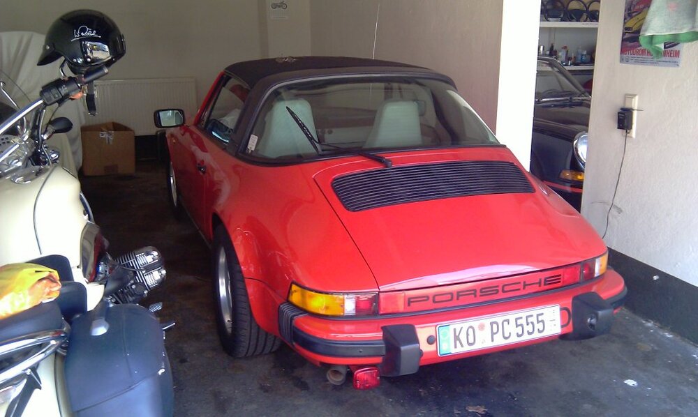 Porsche911Targa.thumb.jpg.3155762cb6a171f5708bdfaa6b972969.jpg