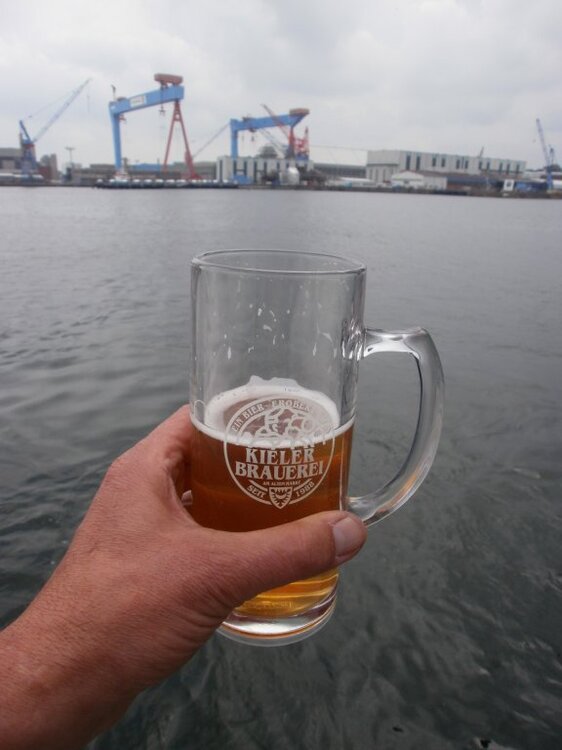 Prost.thumb.jpg.d8eefa24ab14fa4d4304edaf3919f757.jpg
