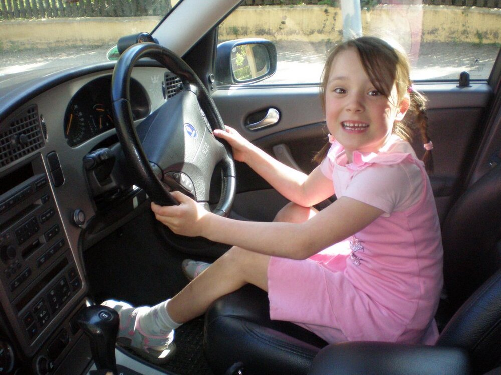 RHD.thumb.jpg.1f1156ae46ff8abcc7ecc3b46e792621.jpg