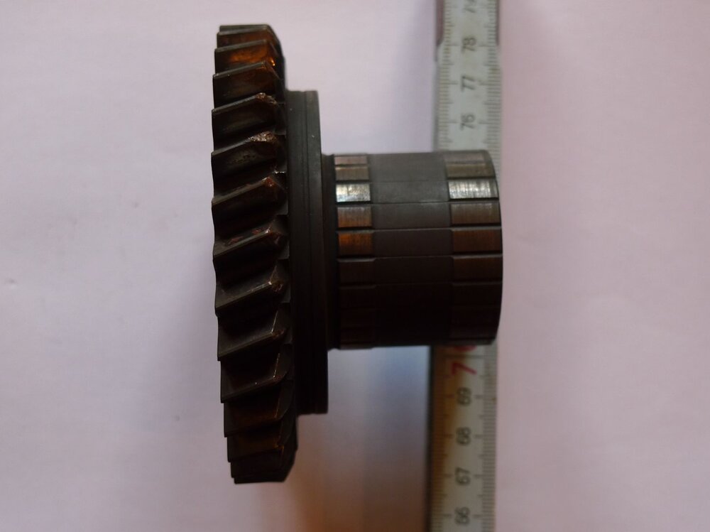 RW-RadHauptwelle01.thumb.jpg.de8a498956be2084cfcd17a8b2e6d16d.jpg