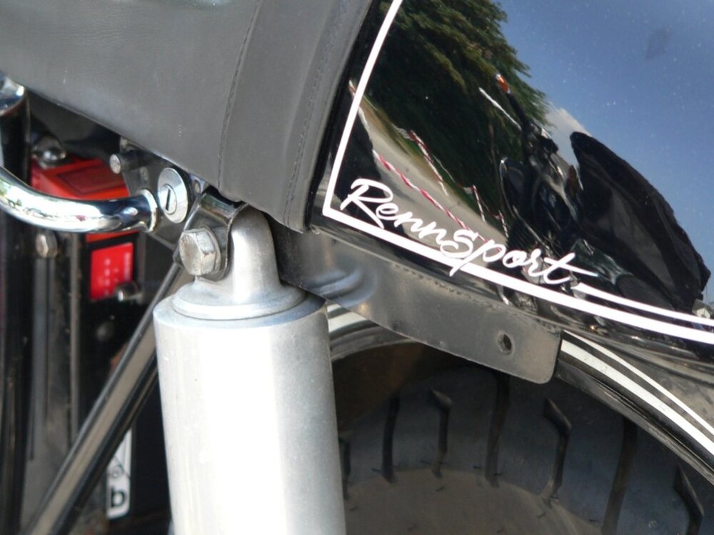 Rennsport.thumb.jpg.79c8edaf2a99a60b6718209d82a363a8.jpg