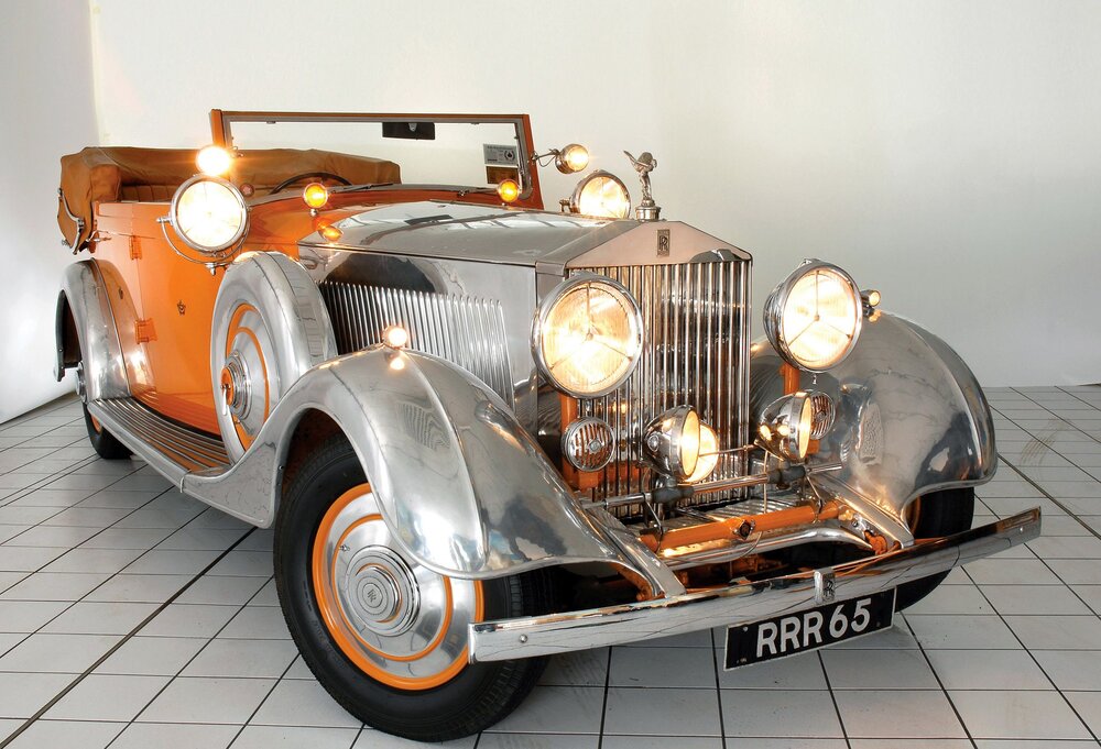 Rolls-Royce-Phantom-40-50-Cabriolet-Star-Of-India-II-1934-Photo-04.thumb.jpg.0721c255ed650589ace1dfdf6e6bf015.jpg