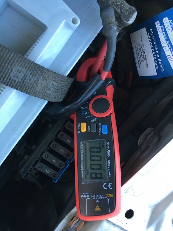 RotesBatteriekabel1.thumb.JPG.7d1a701a8fa3f868a46557c280b04427.JPG