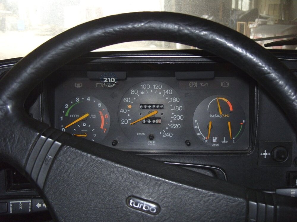 S1050671.thumb.jpg.b80d125d5b9c73710f3c0776b2d7e557.jpg