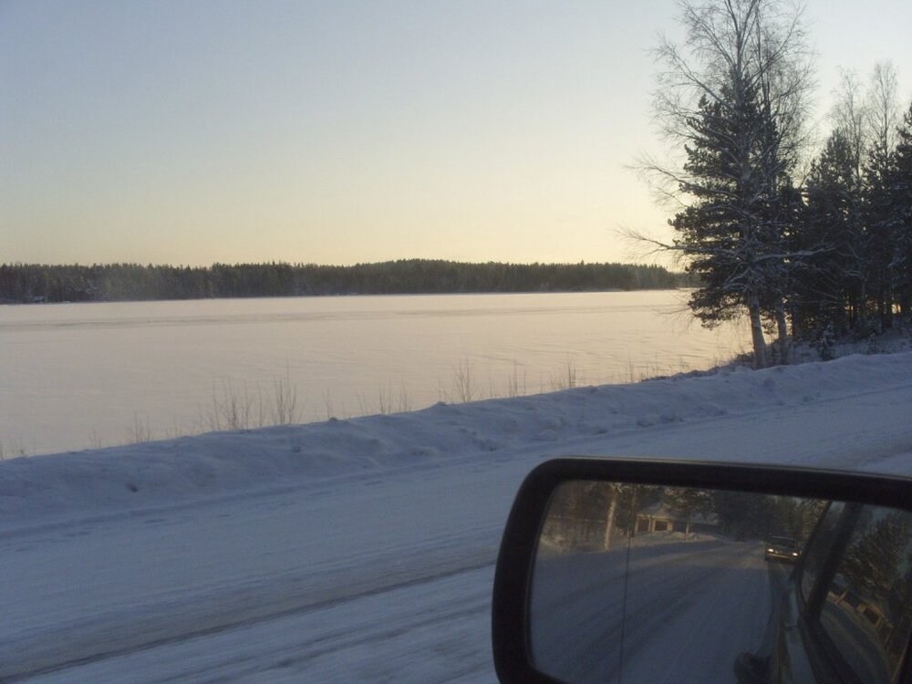 S1052079.thumb.jpg.1634cd754132f3b6e5147f534202e0b4.jpg