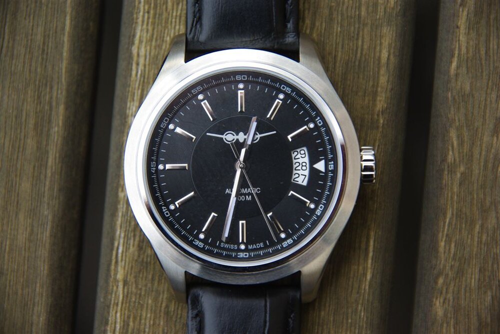 SAAB-Uhr_VO.thumb.JPG.1182cdb278e4a71a41f3195f56952fdd.JPG