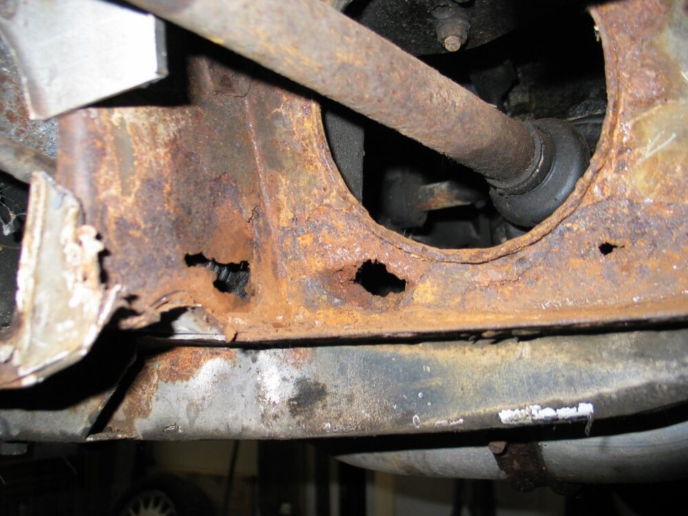 SAAB900AWTreRostII.thumb.jpg.ef1b635ed8ec9ff3fd0568443c1a1193.jpg