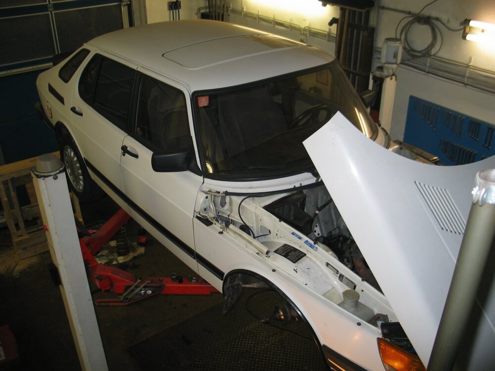SAAB900BhneI.thumb.jpg.d606faba63b5462ae688bb4a453dcaa2.jpg