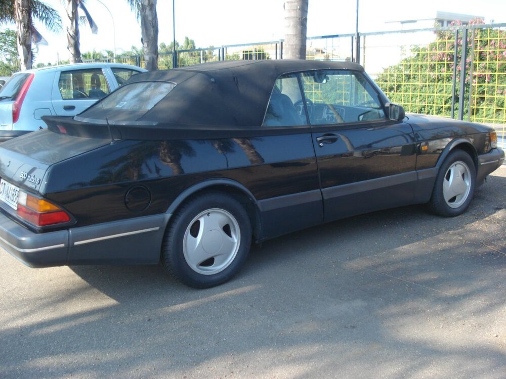SAAB900CabrioCataniaIII.thumb.jpg.5fc06a3c6275830ae72afc6091e71e57.jpg